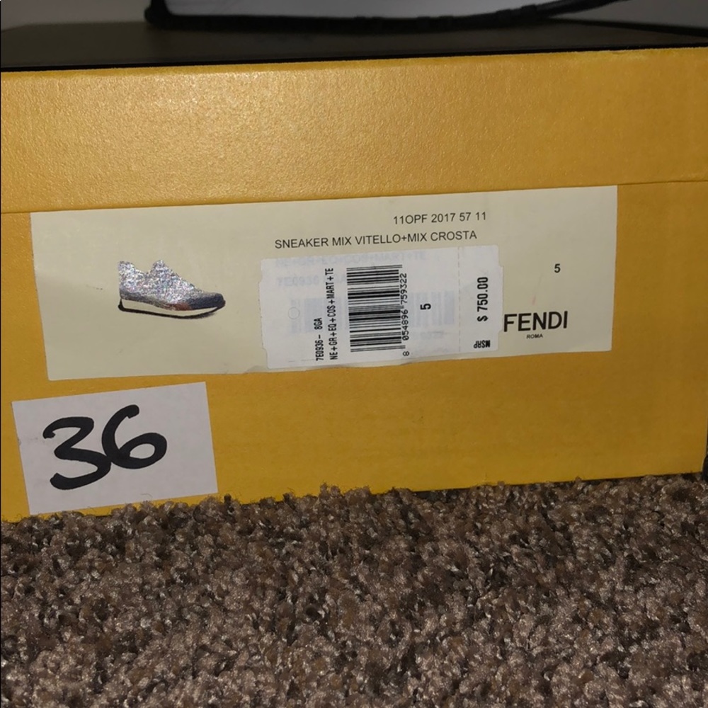 Fendi sneakers - Picture 3 of 3